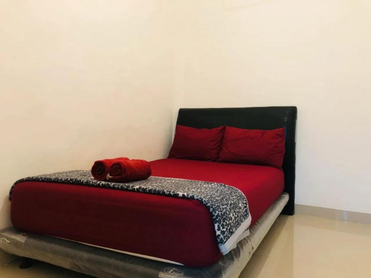 Calliandra Homestay Banyuwangi  Exteriör bild